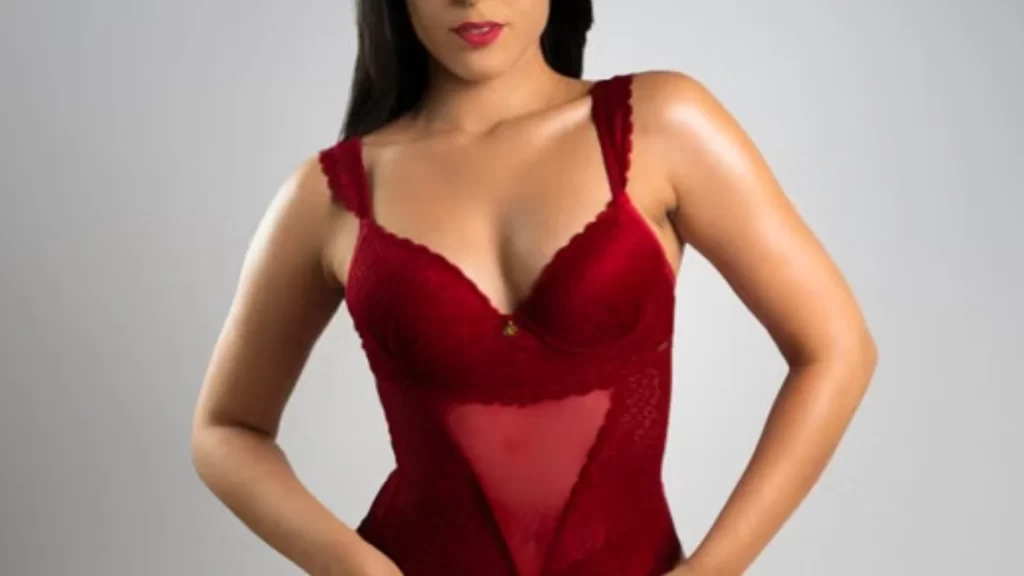 Delhi call girl